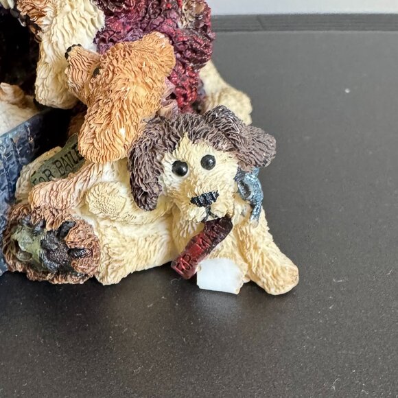 Boyds Bears & Friends Figurine #2283 - Kringle and Company - Picture 2 of 8